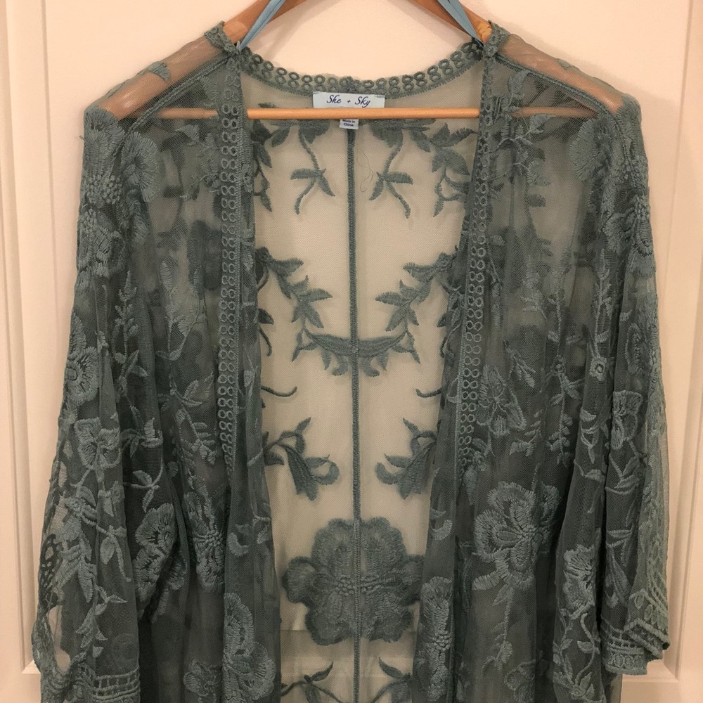 Teal embroidered lace kimono